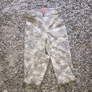 Spanx grey camo leggings size small